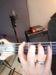 How to Play a Bass Guitar