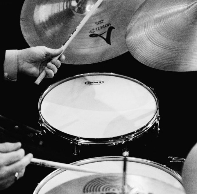 black & white drum kit pic